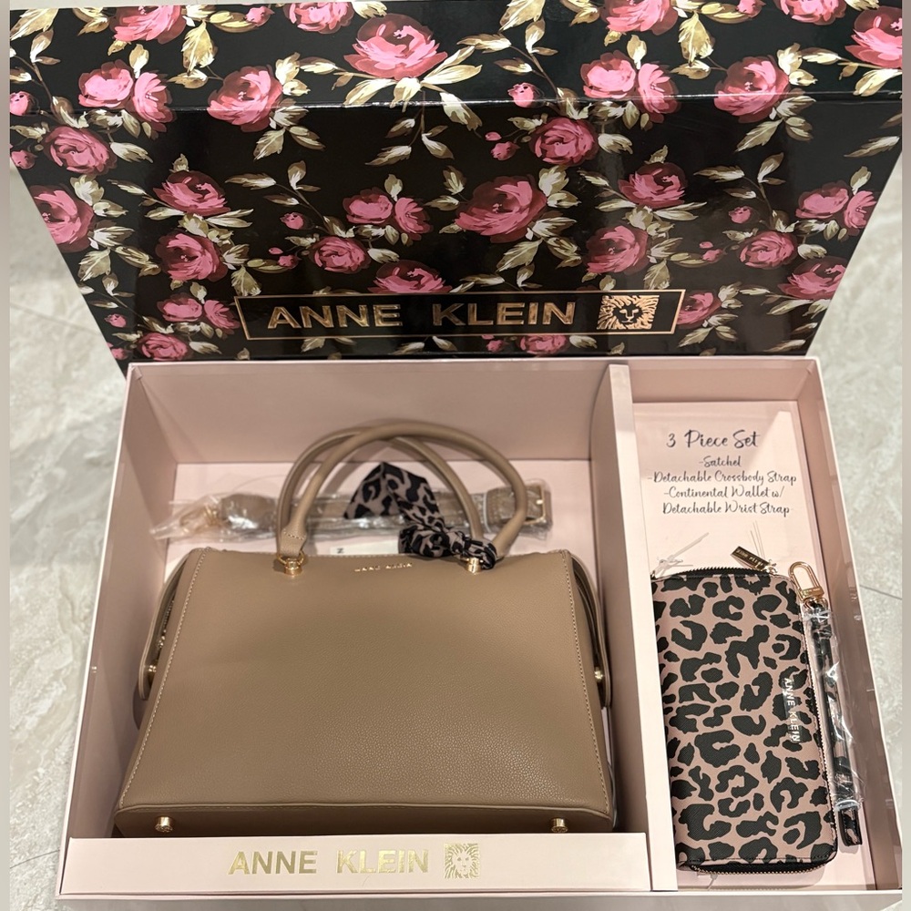 Anne Klein Nude Handbag and Wallet Purse Set